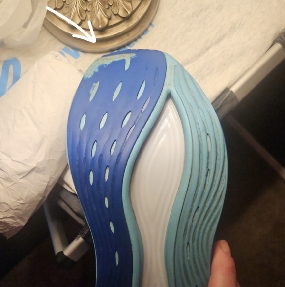 Used Mizuno Neo Vista Blue and White Running Shoes - Picture 5 of 5